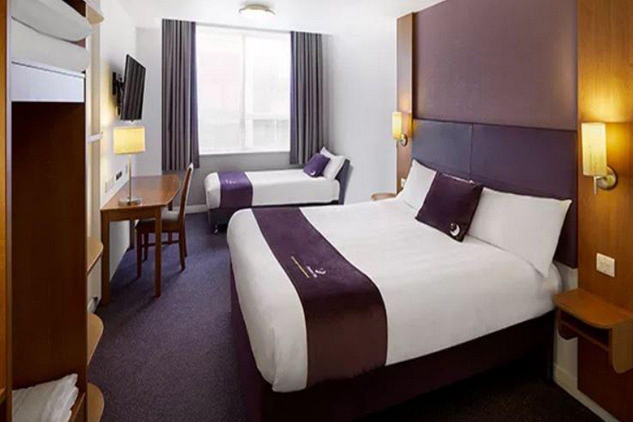 Premier Inn Newport/Telford Newport  Buitenkant foto