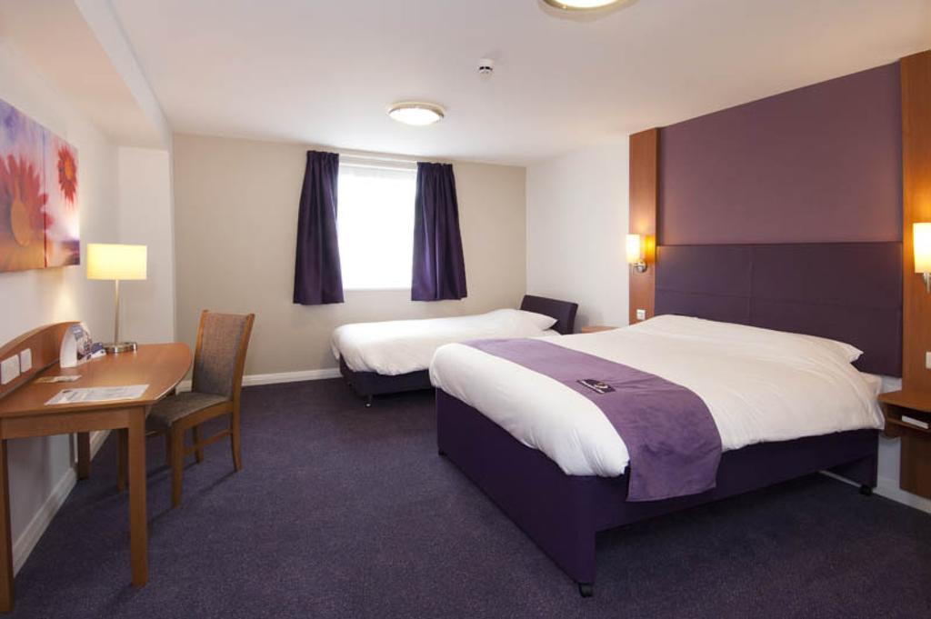 Premier Inn Newport/Telford Newport  Buitenkant foto