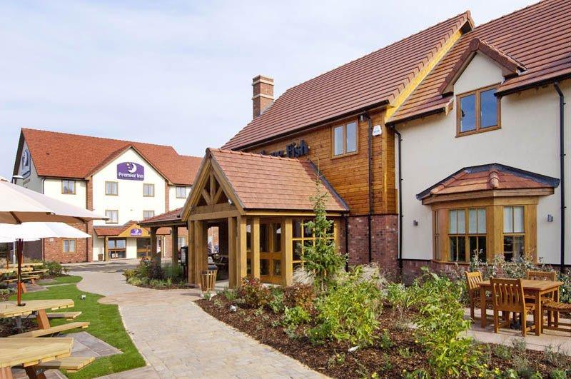 Premier Inn Newport/Telford Newport  Buitenkant foto